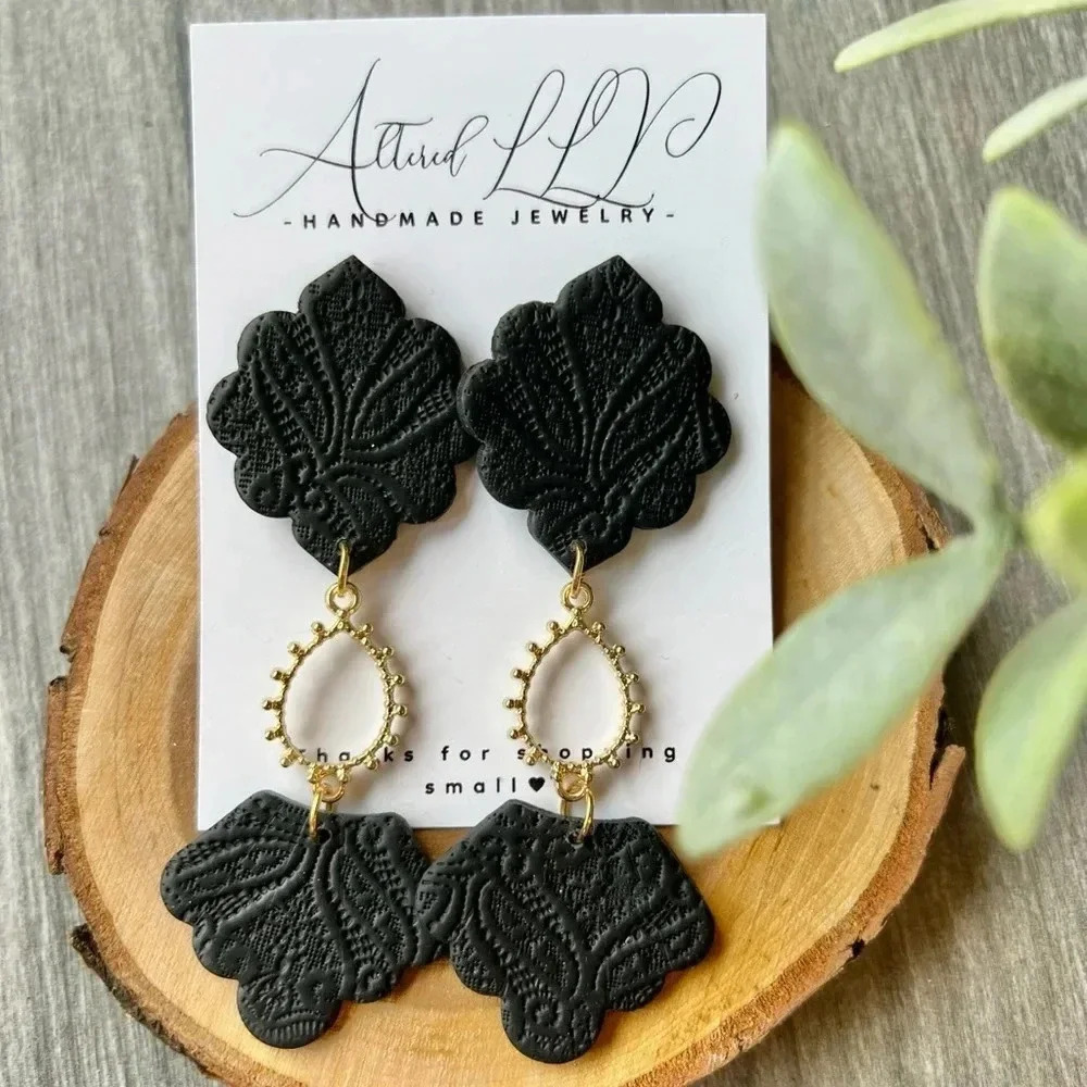 #094 Handmade Earrings “Back In Black” Collection